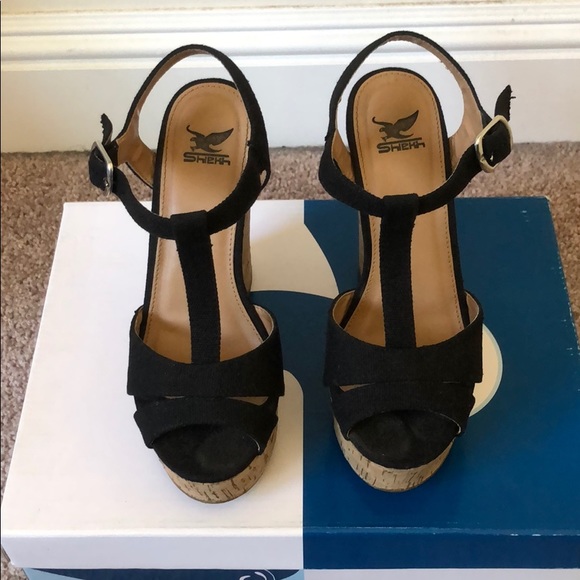 Shiekh Platform Sandal - Picture 2 of 7